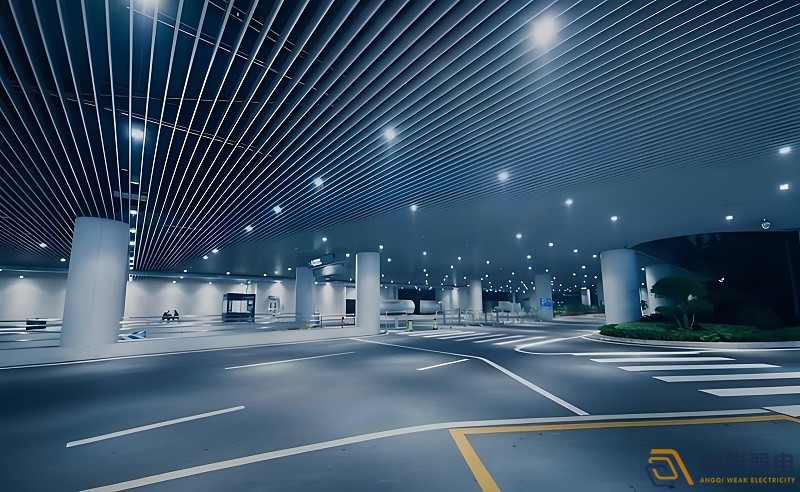 在地下車庫(kù)，看燈光如何綠色“智”變？